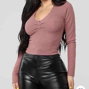 “My little secret top” in mauve